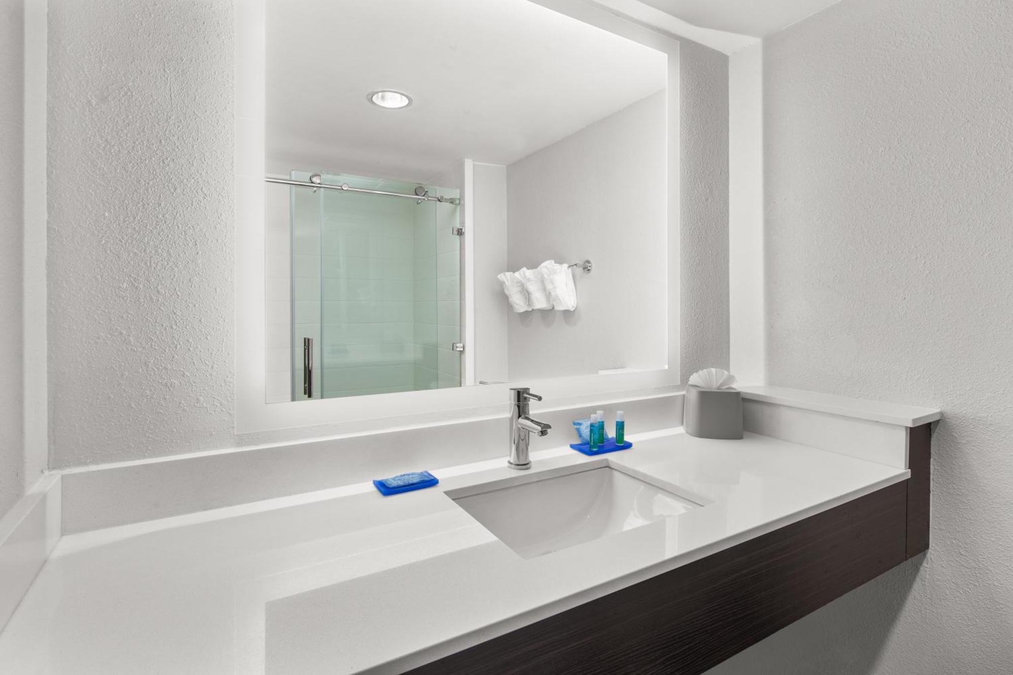 Holiday Inn Express Hotels & Suites Greenville-Spartanburg/Duncan By Ihg Екстериор снимка