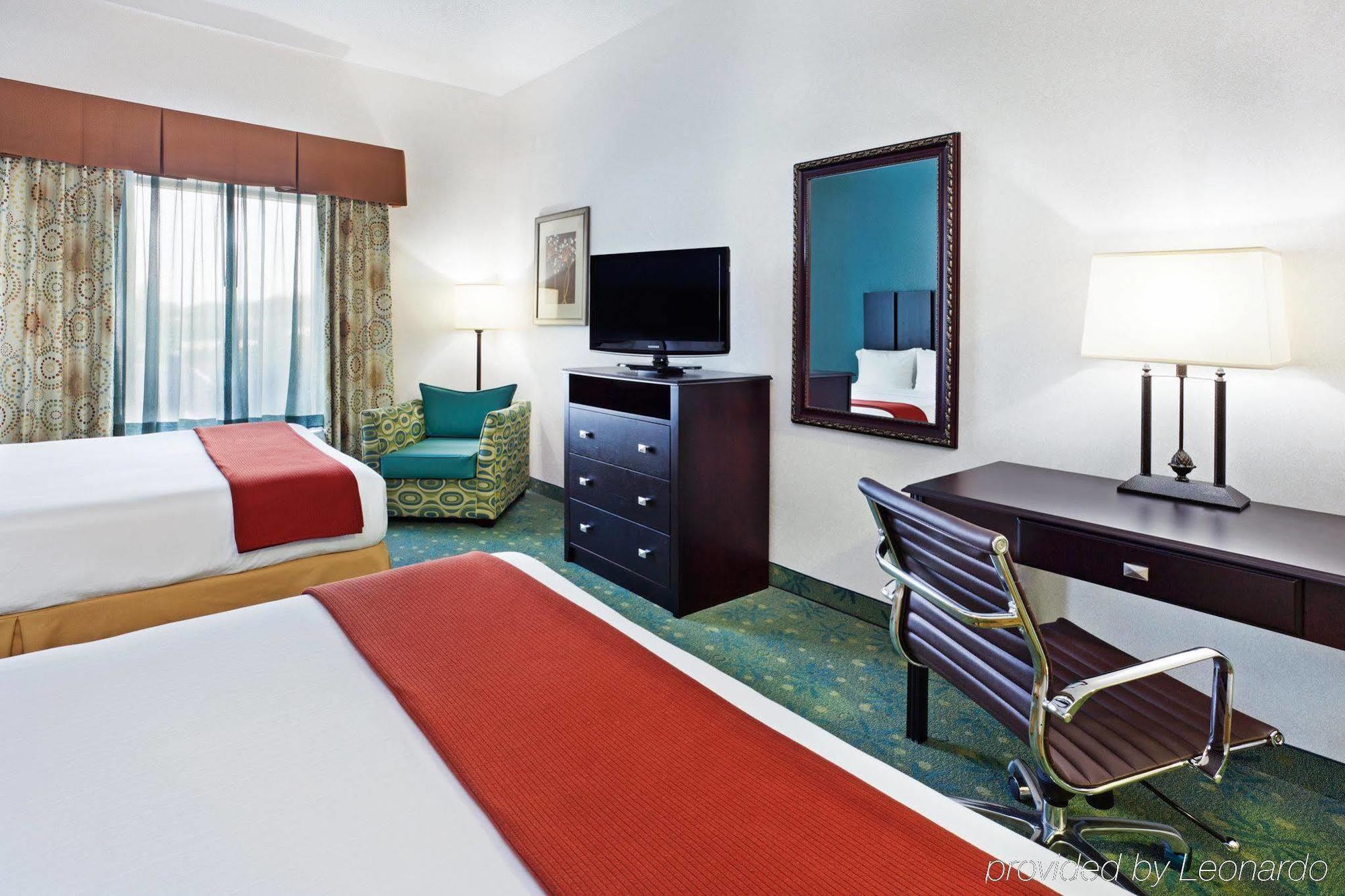 Holiday Inn Express Hotels & Suites Greenville-Spartanburg/Duncan By Ihg Екстериор снимка